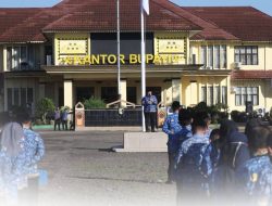 WAKIL BUPATI AZWAR HADI PIMPIN APEL BULANAN KORPRI  TEGASKAN PENTINGNYA PERSAUDARAAN SERTA WASPADAI NARKOBA DAN RADIKALISME
